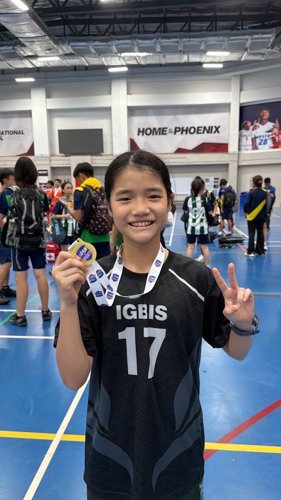 Feathers IRL Badminton Academy