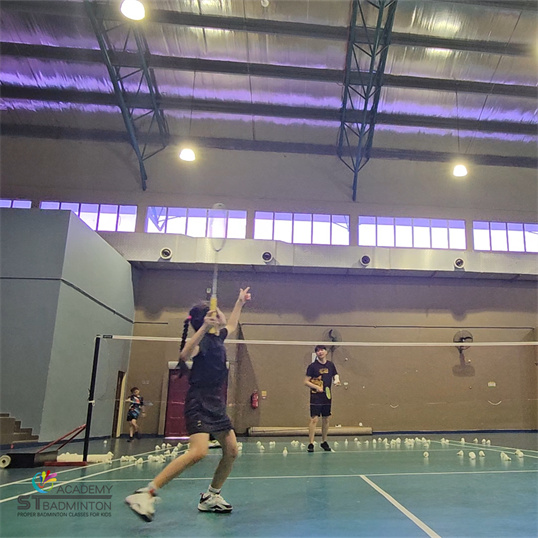 ST Badminton Academy - Badminton Coach （羽毛球教练 Setapak 小孩正规羽毛球训练班）